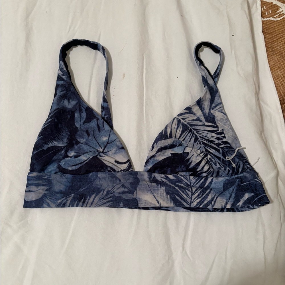 Billabong bikini top